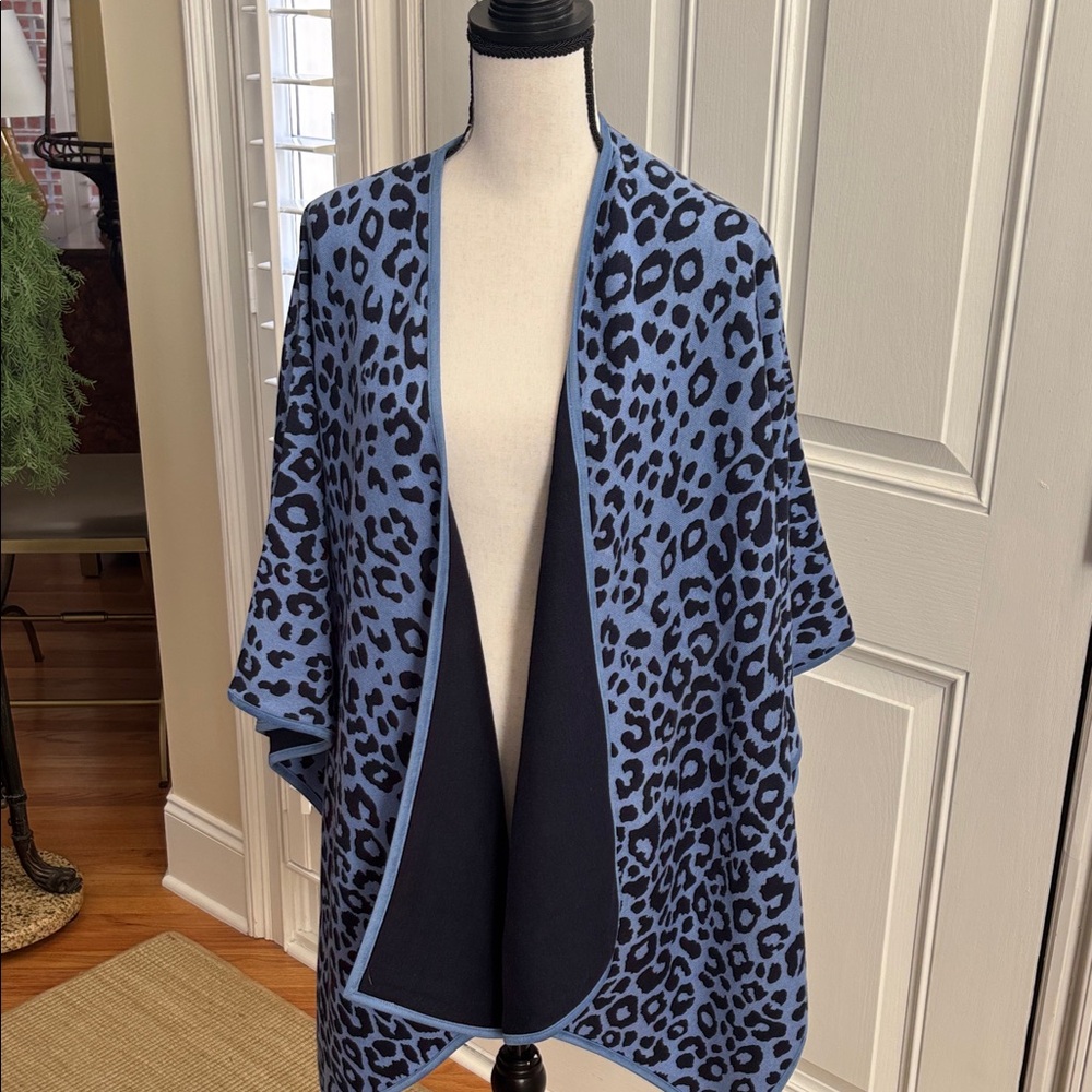 Tyler Boe Double Sided Wrap